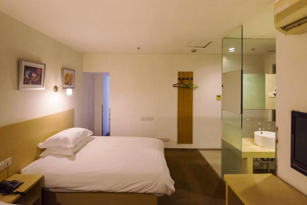 Motel Zhenjiang Jiefang Road Εξωτερικό φωτογραφία